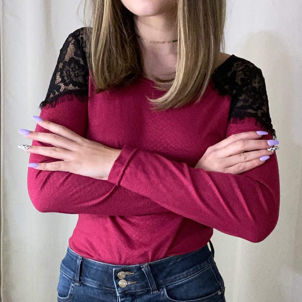 pink shirt